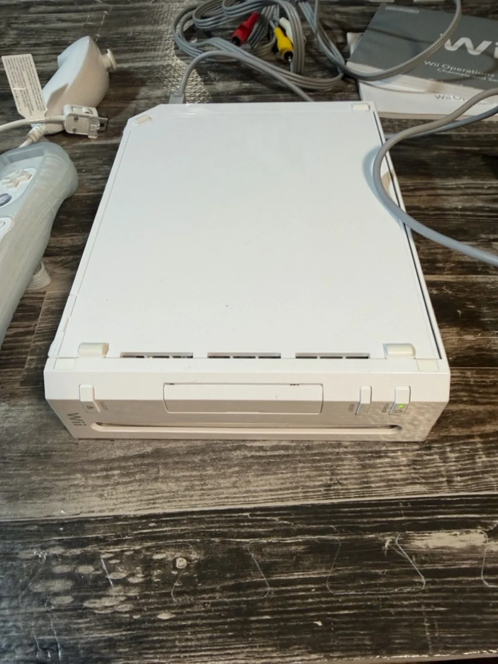 Nintendo Wii Console and Controller